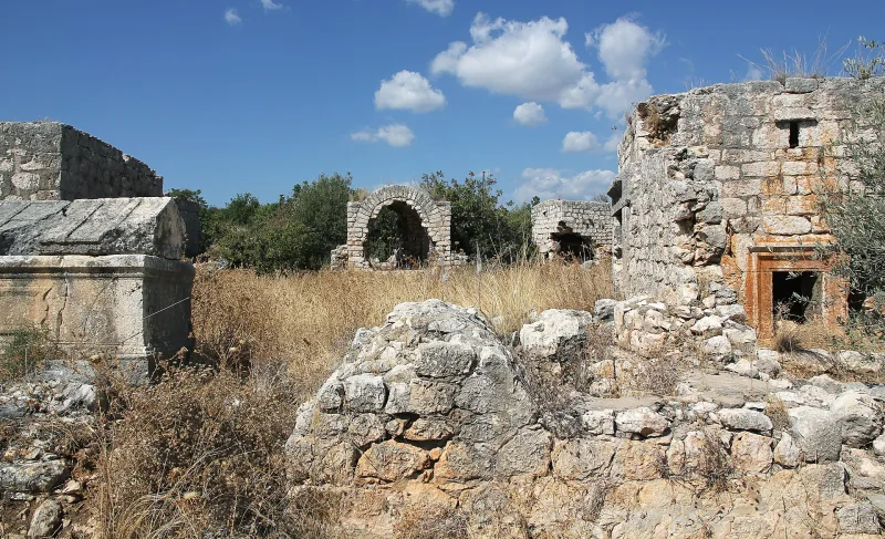 Sebaste (Elaiussa Sebaste) — antiga cidade da Cilícia, perto de Mersin